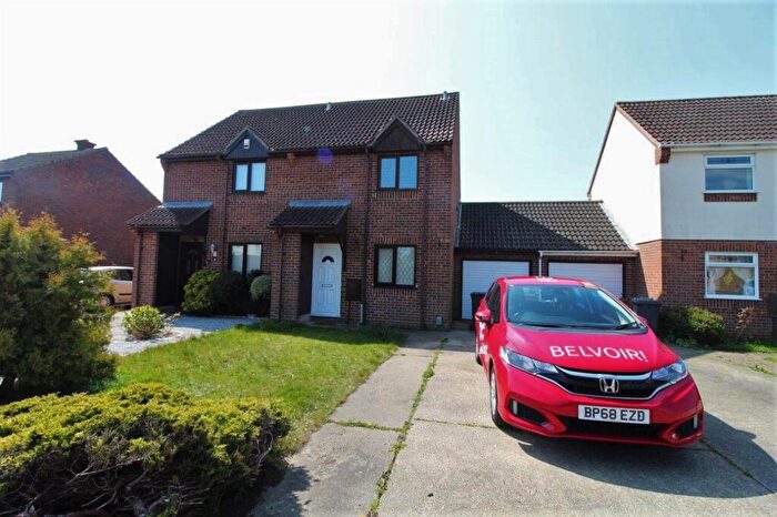 2 Bedroom Semi-Detached House To Rent In Munnings Close, Ipswich, IP3