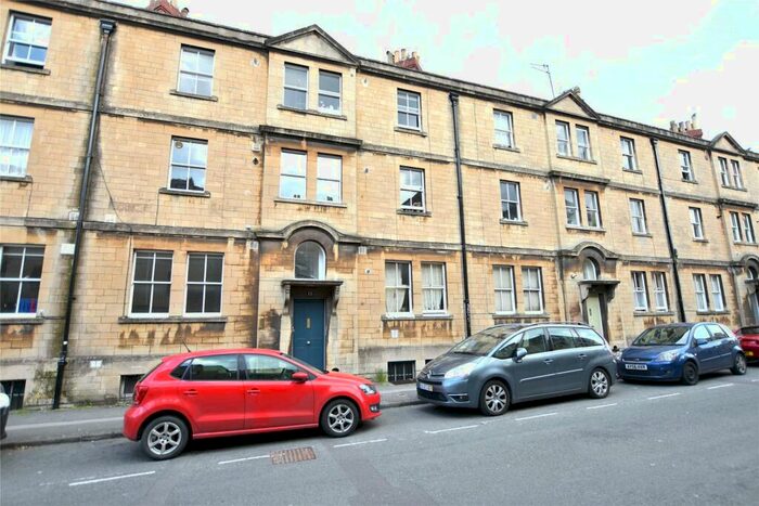 1 Bedroom Apartment To Rent In Grove Street, Bath, Somerset, BA2