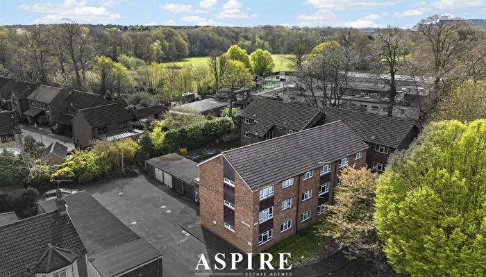 1 Bedroom Flat For Sale In Britannia Road, Warley, Brentwood, CM14