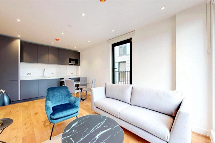 1 Bedroom Flat To Rent In Luxe Tower, London, E1