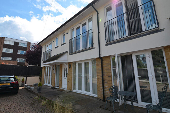 2 Bedroom Terraced House To Rent In Shortlands Gardens, Bromley, BR2