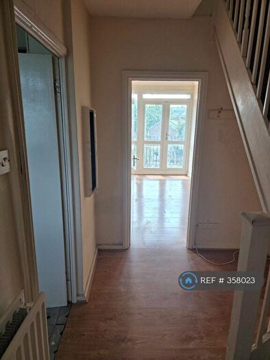 3 Bedroom Maisonette To Rent In Sewell Road, London, SE2