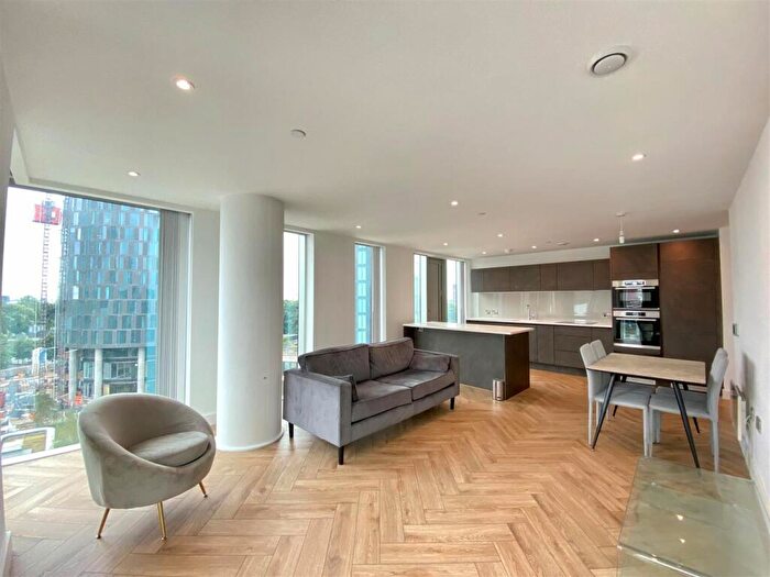 2 Bedroom Apartment To Rent In Victoria Residence, Silvercroft Street, Manchester, M15