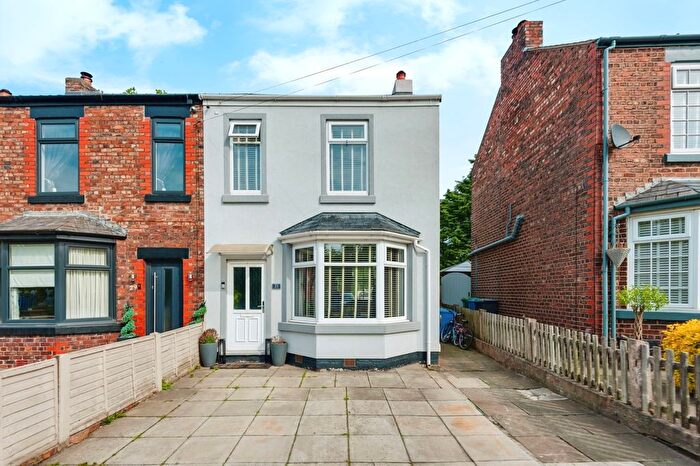 3 Bedroom Semi-Detached House For Sale In Sandy Lane, Runcorn, Cheshire, WA7