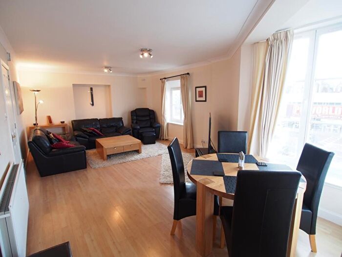 3 Bedroom Flat To Rent In Ivory Court, Hutcheon Street, AB25