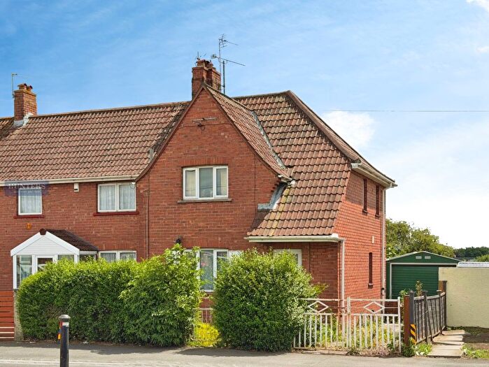 3 Bedroom End Of Terrace House For Sale In Creswicke Road, Bristol, BS4