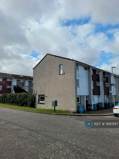4 Bedroom End Of Terrace House To Rent In Pine Court, Cumbernauld, Glasgow, G67