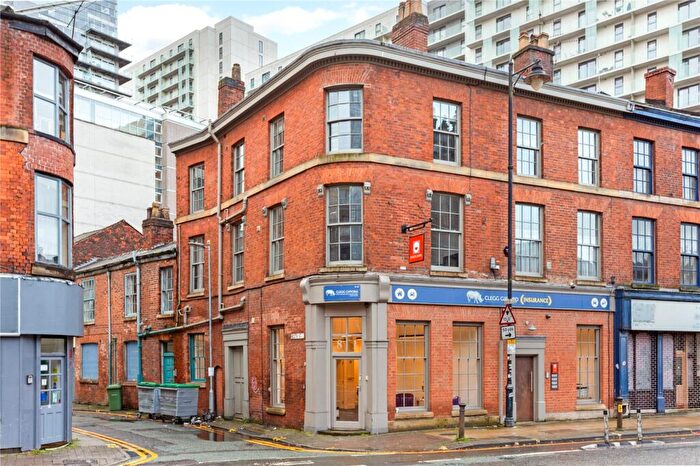 1 Bedroom Apartment To Rent In Chapel Street, Salford, Greater Manchester, M3