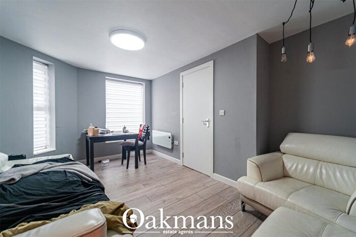3 Bedroom Property To Rent In Pershore Road, Selly Park, Birmingham, West Midlands, B29