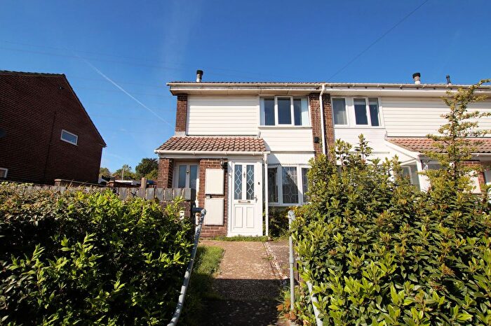 1 Bedroom Flat For Sale In Waltham Close, Portchester, PO16