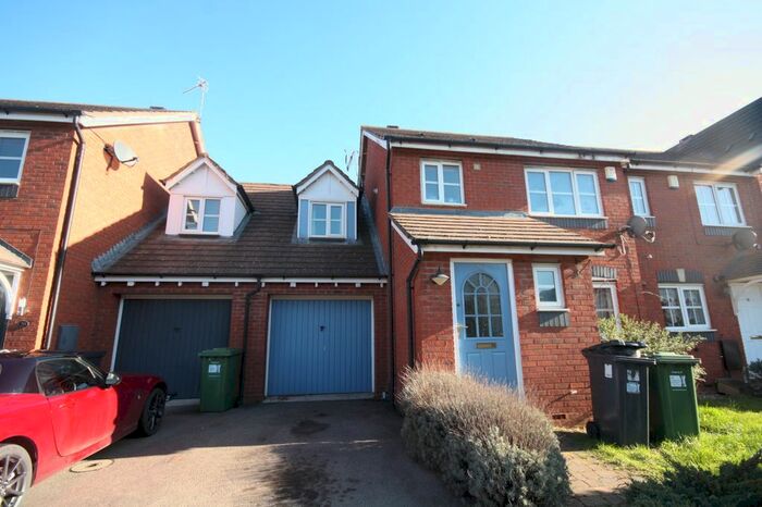 4 Bedroom Semi-Detached House To Rent In Faulcon Bridge Way, Warwick Gates, Warwick, CV34