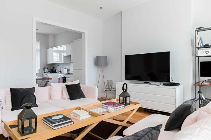 2 Bedroom Maisonette To Rent In Hawley Mews, Camden, NW1