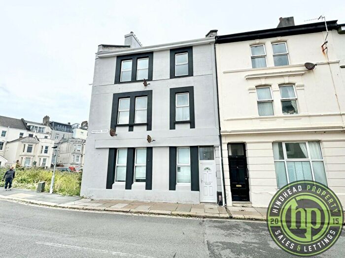 2 Bedroom Apartment To Rent In The Hoe, Plymouth, PL1