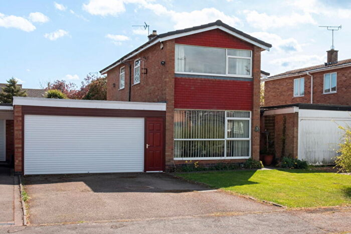 4 Bedroom Link Detached House For Sale In Manor Close, Costock, LE12