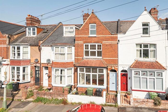 4 Bedroom Terraced House For Sale In Barnardo Road, Exeter, EX2