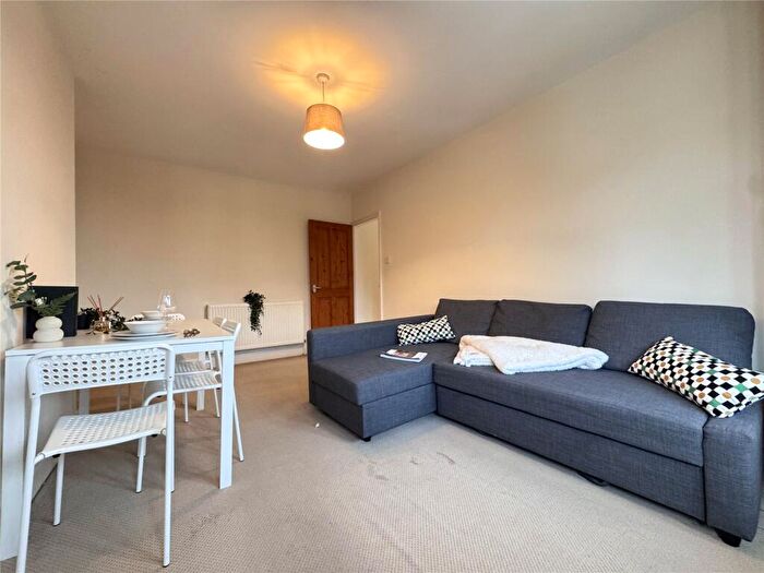 2 Bedroom Apartment To Rent In Bryan Avenue, Willesden Green, NW10