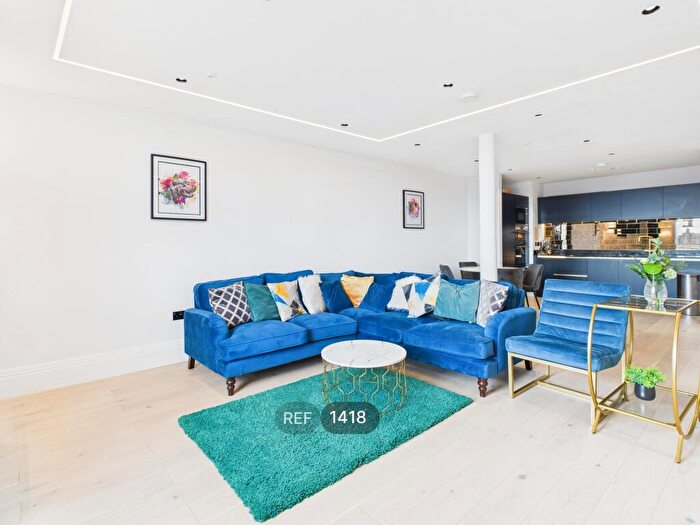 1 Bedroom Apartment To Rent In Hampton, Kings Buildings, South Church Side, HU1