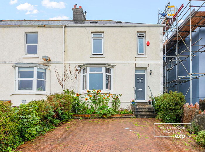 4 Bedroom End Of Terrace House For Sale In Bridge Park, Ivybridge, Devon, PL21