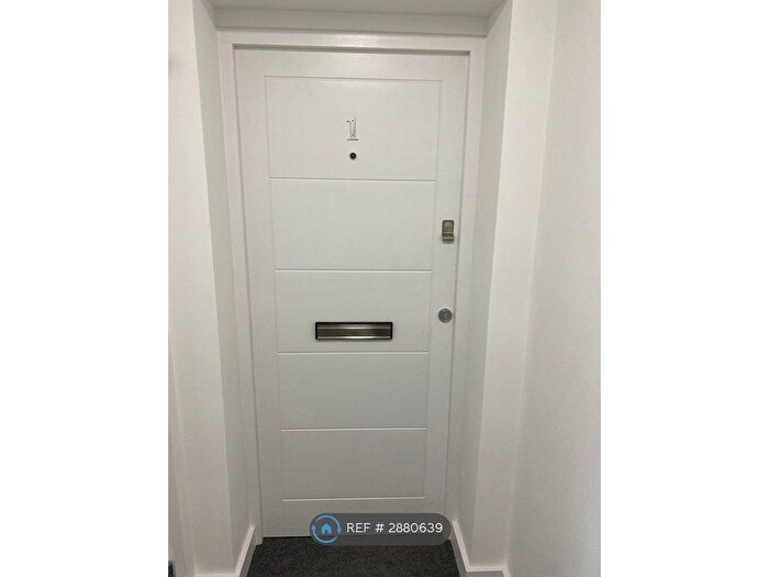 1 Bedroom Flat To Rent In Lagland St, Poole, BH15