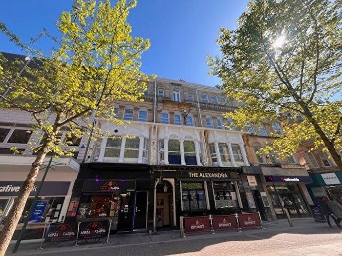 2 Bedroom Flat To Rent In Commercial Street, Newport, NP20