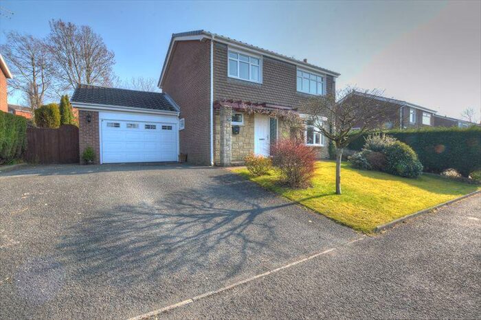 4 Bedroom Detached House To Rent In Mandarin Close, St Johns Estate, NE5