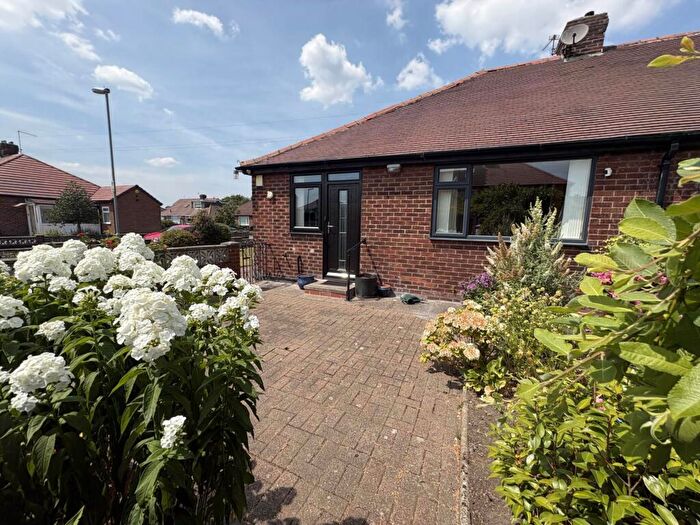 2 Bedroom Semi-Detached Bungalow For Sale In Merton Grove, Oldham, OL9