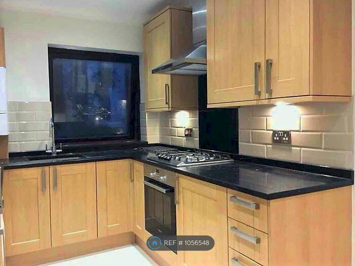 2 Bedroom Flat To Rent In Kings Road, Reading, RG1