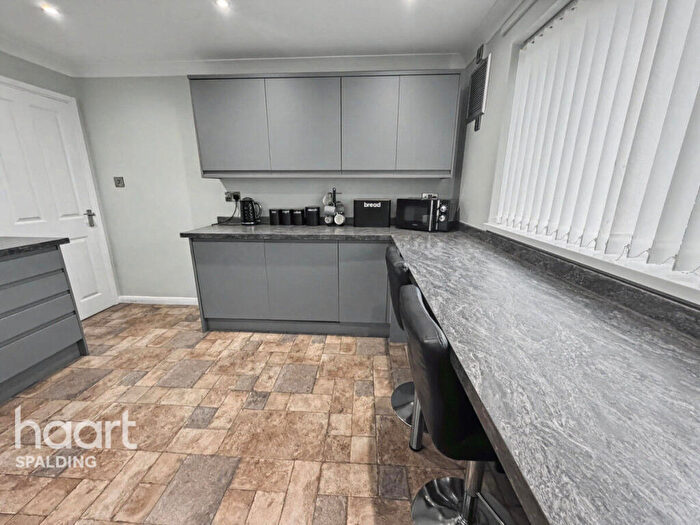 2 Bedroom Detached Bungalow For Sale In Eastgate Gardens, Fleet, PE12