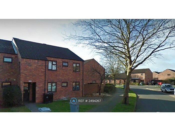 2 Bedroom Flat To Rent In Black Prince Avenue, Market Deeping, Peterborough, PE6