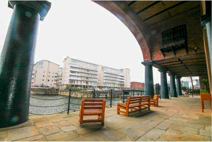 2 Bedroom Flat To Rent In Wapping Quay, North Quay Wapping Quay, L3