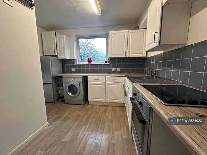 1 Bedroom Flat To Rent In Audrey House, London, SE20