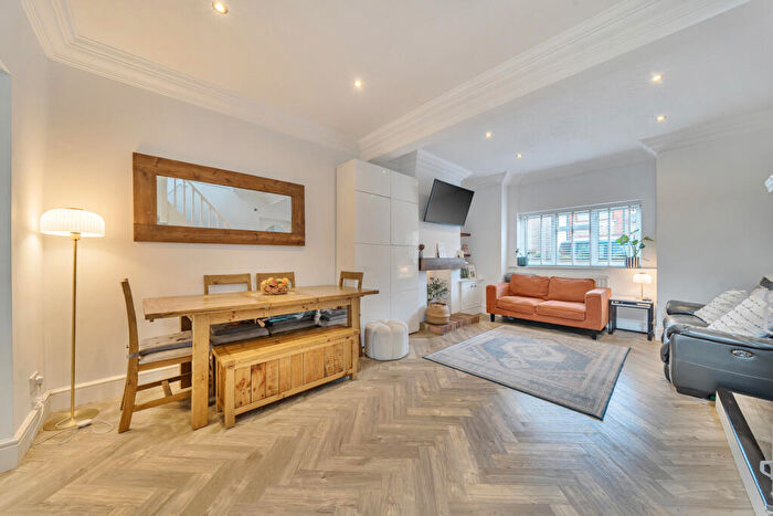 3 Bedroom Terraced House For Sale In Herbert Road, Bromley, BR2