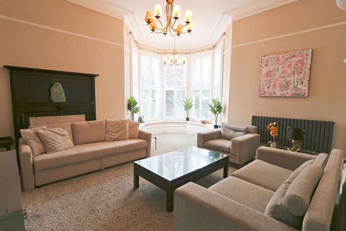 2 Bedroom Flat To Rent In Mortimer Road, Clifton, Bristol, BS8