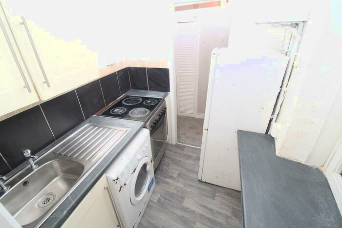1 Bedroom Flat To Rent In Wood Road, Pontypridd, CF37