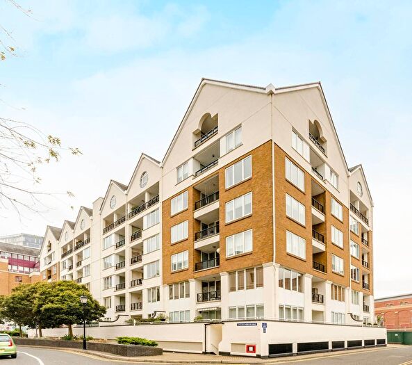 1 Bedroom Flat To Rent In Chelsea Harbour, Chelsea, London, SW10