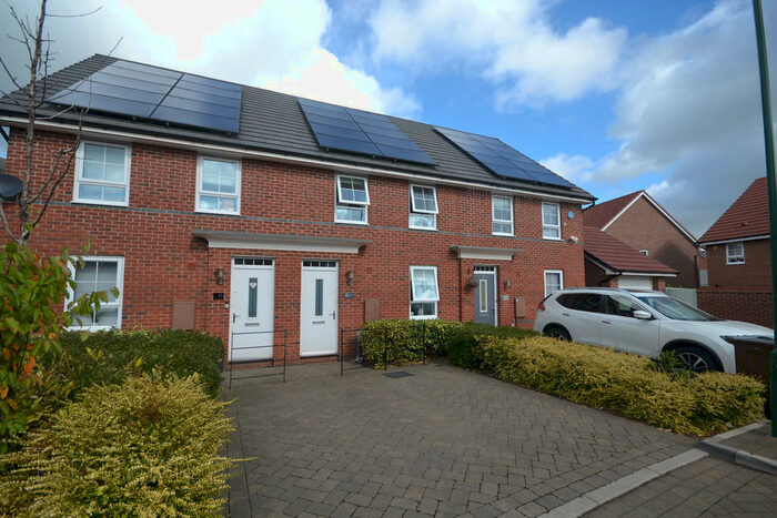 3 Bedroom Town House To Rent In Underwood Mews, Nottingham, NG8