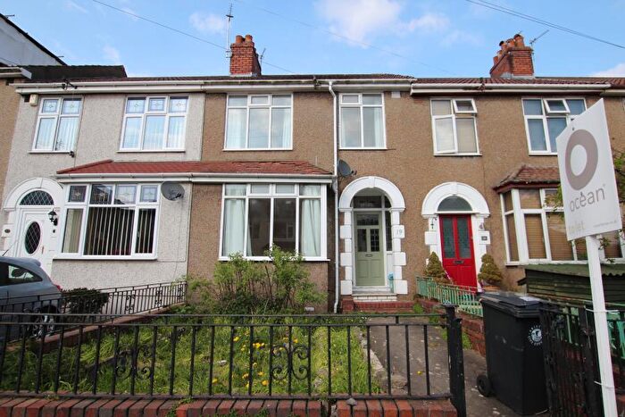 3 Bedroom Terraced House To Rent In Jocelyn Road - Horfield, BS7