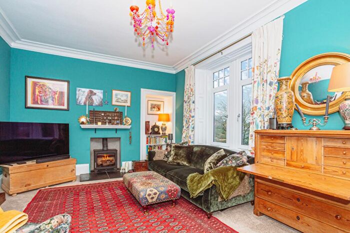 4 Bedroom Town House For Sale In East Morton Street, Thornhill, DG3