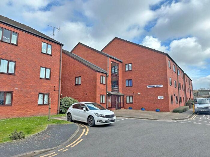 2 Bedroom Flat For Sale In Little Pennington Street, Rugby, CV21