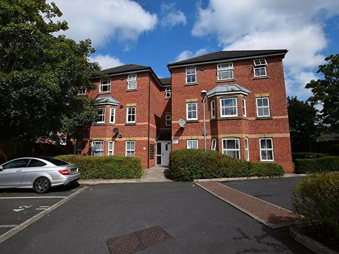 2 Bedroom Apartment To Rent In Eden Court, Fallowfield, M14
