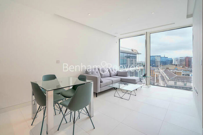 2 Bedroom Apartment To Rent In Sugar Quay, Water Lane, EC3R