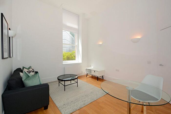 1 Bedroom Apartment To Rent In St Mark's Apartments, City Road, London, EC1V