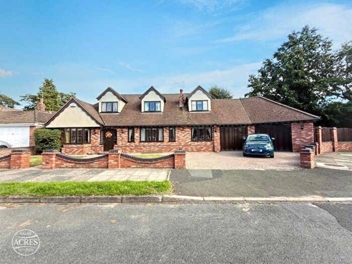 5 Bedroom Detached Bungalow For Sale In Newton Close, Great Barr, Birmingham, B43