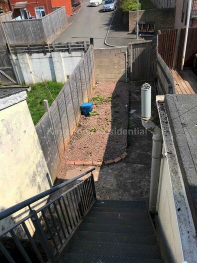 2 Bedroom Flat To Rent In Clive Street, Grangetown, CF11