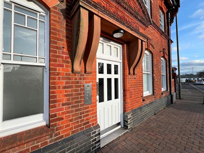 1 Bedroom Flat For Sale In Milton Green, Christchurch Road, New Milton, Hampshire., BH25