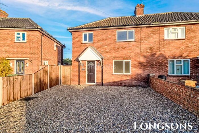 3 Bedroom Semi-Detached House For Sale In Coronation Grove, Swaffham, PE37