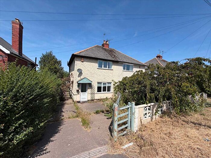 2 Bedroom Semi Detached House For Sale In Grantham Road, Radcliffe On Trent, Nottingham, NG12