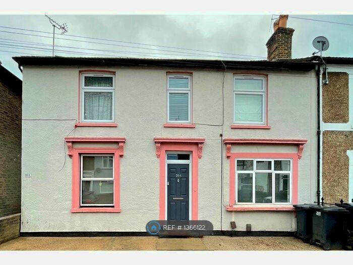 2 Bedroom Maisonette To Rent In Laud Street, Croydon, CR0
