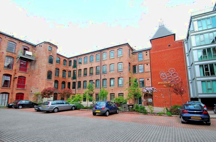 2 Bedroom Apartment To Rent In Raleigh Square, Raleigh Street, Nottingham, NG7