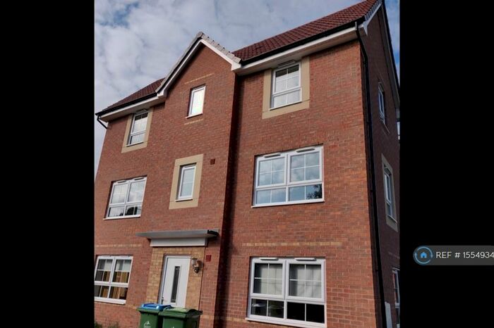 5 Bedroom Semi-Detached House To Rent In Goldcrest Walk, Coventry, CV4